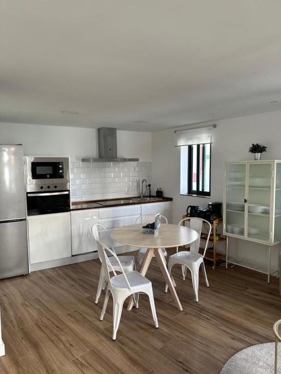 קודילרו Apartamentos Urbanin II Plaza De San Pedro מראה חיצוני תמונה