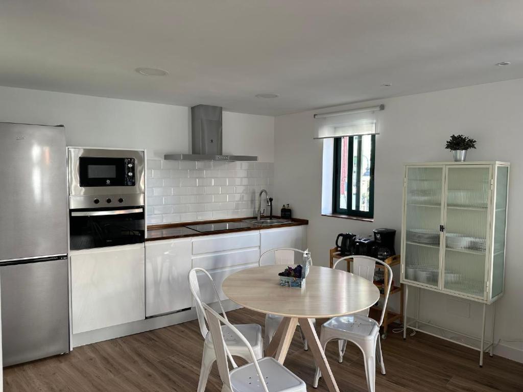 קודילרו Apartamentos Urbanin II Plaza De San Pedro מראה חיצוני תמונה