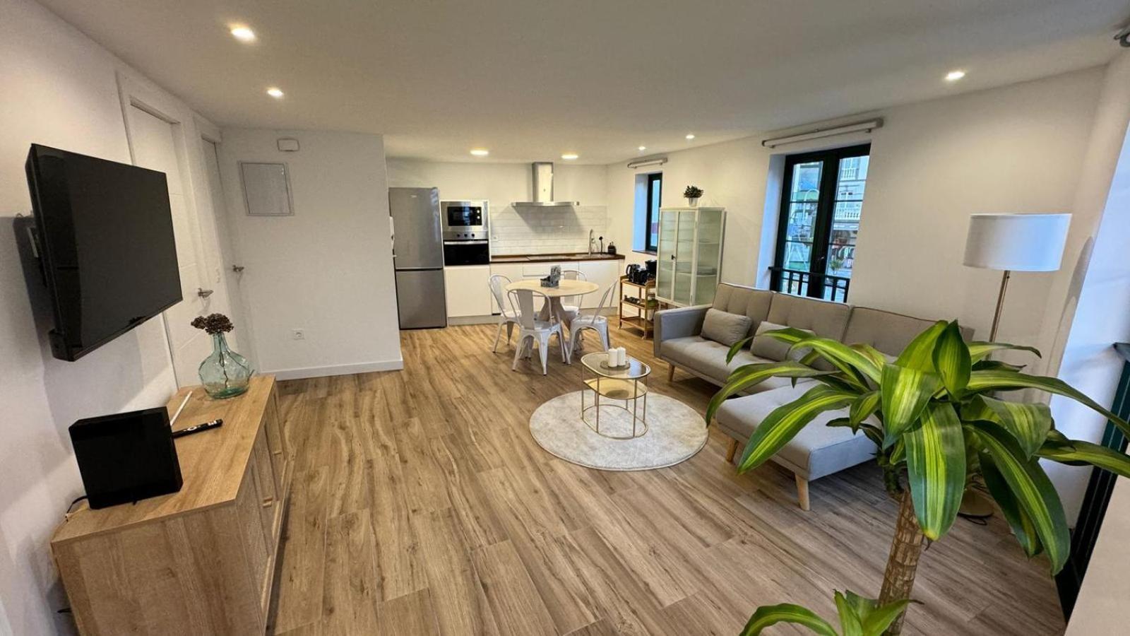 קודילרו Apartamentos Urbanin II Plaza De San Pedro מראה חיצוני תמונה